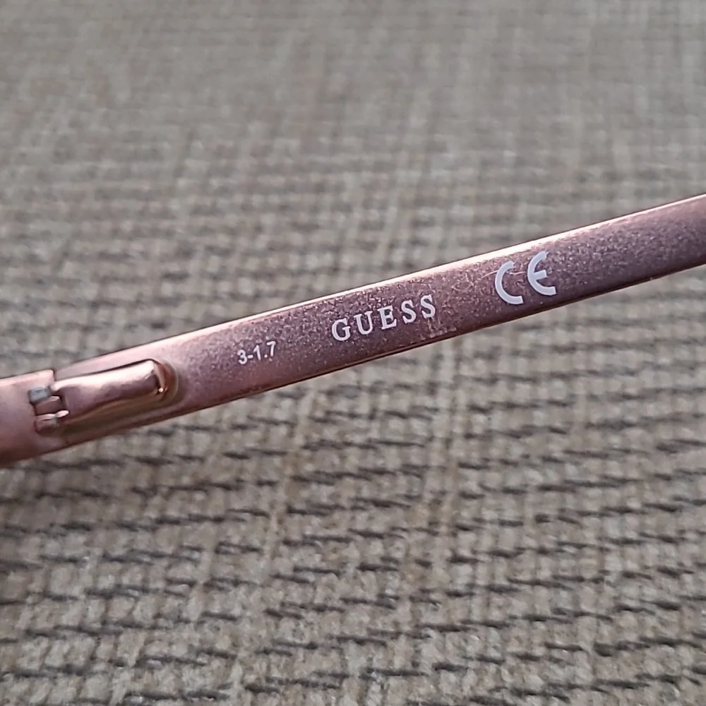 GUESS METALLIC ROSE GOLD EYEGLASS FRAME 51 16 135